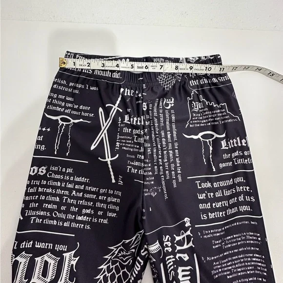 Game of Thrones Littlefinger Lord Baelish Quotes Leggings Black White One Size - Picture 7 of 11